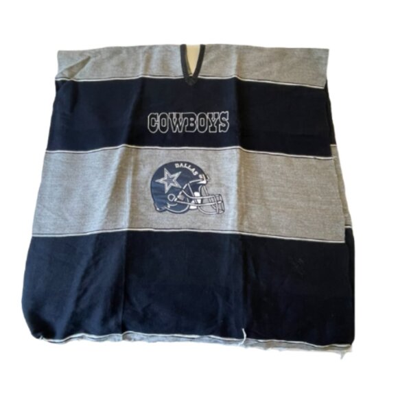 Dallas Cowboys NFL Team Poncho - Picture 2 of 4